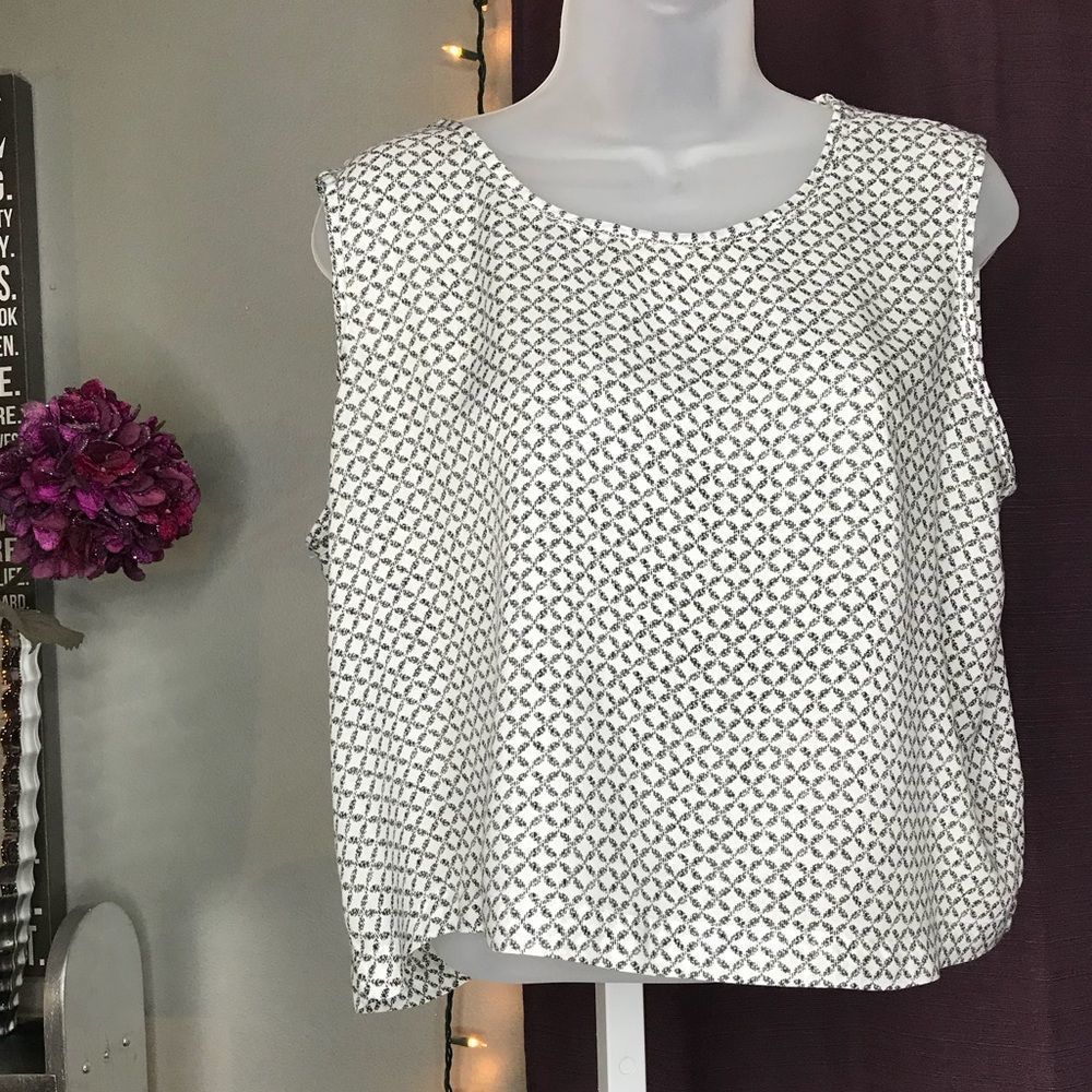 GAP BUSINESS CASUAL TANK